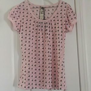 Pink shirt with pink and grey hearts